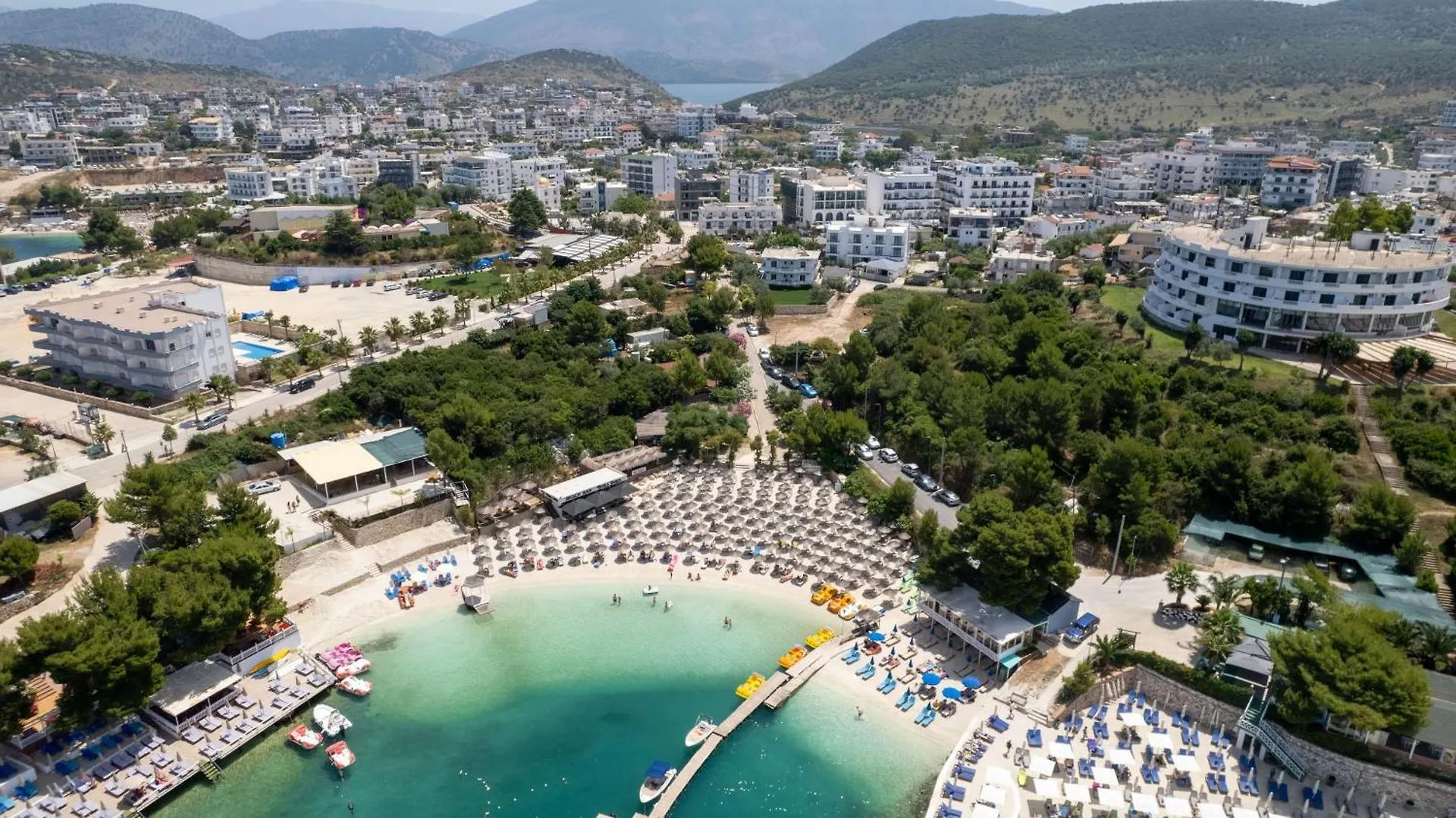 Vila Vasili Ksamil